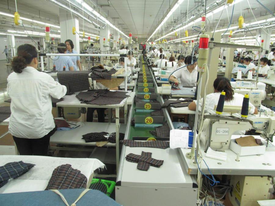 流水線上的代際更迭 為何年輕小伙遠(yuǎn)離工廠，機(jī)械電子行業(yè)面臨新挑戰(zhàn)